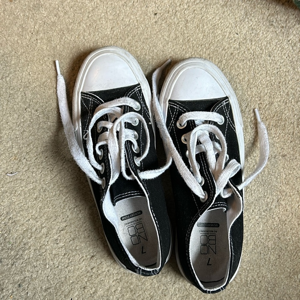 No Boundaries Classic Lace Up Sneakers with Memory Foam